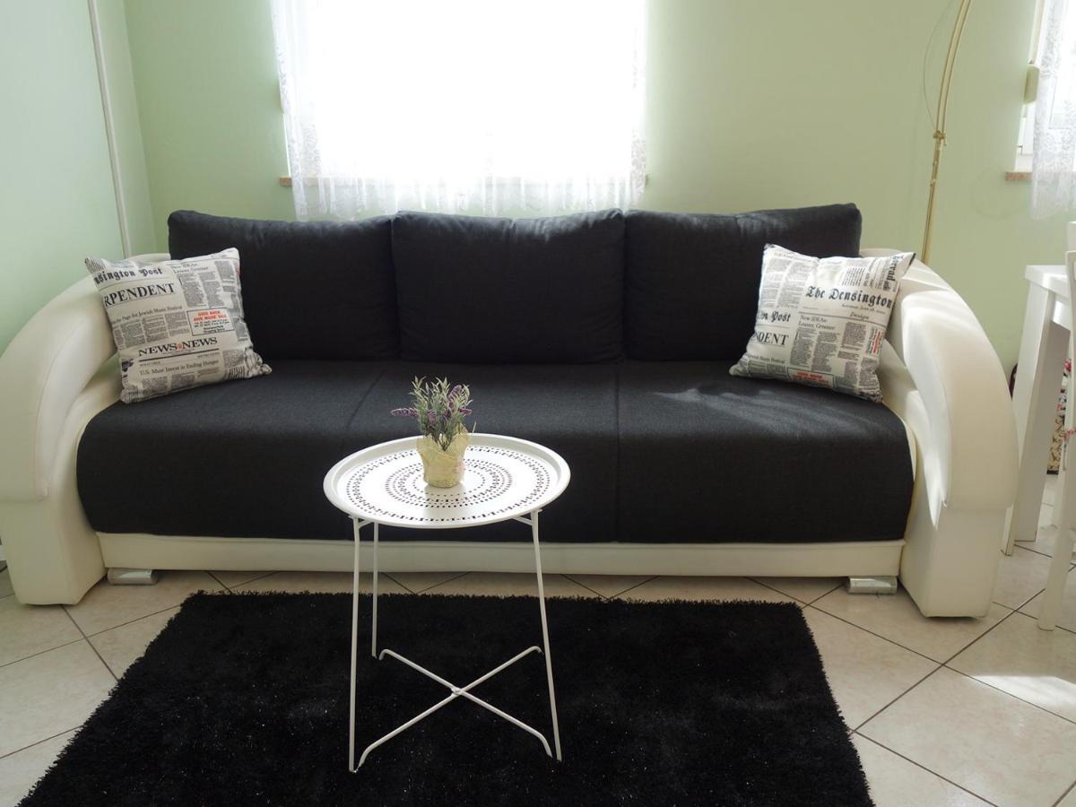 Apartment Melli Pula Eksteriør billede
